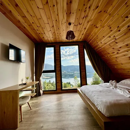 A-frame Belvedere 山林小屋